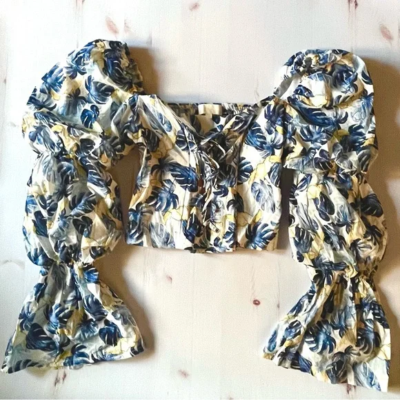 Coset style top with Drama sleeves - Picture 1 of 8